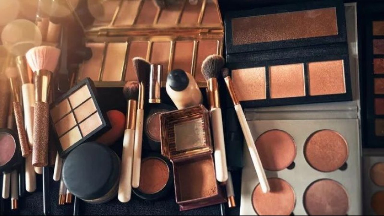 Tüketicilerin Dikkatine! Makyaj, Bakım Kremleri Ve Diğer Kozmetik Ürünleri İçin Ziraat Bankası'ndan Destek Yağacak! 100 TL'lik Para Hediyesi7 30 Kasım Tarihine Kadar Hesabınızda!