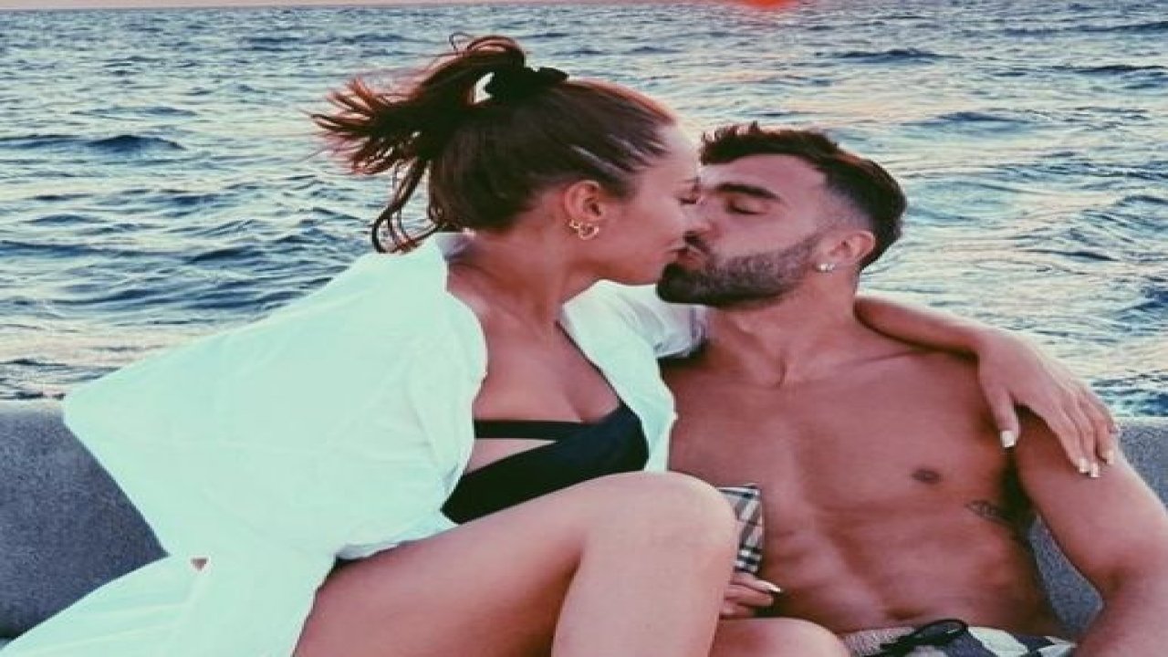 İspanya Milli Futbol takımının David Raya’nın  Tatiana Trouboul'dan.... David Raya'nın sevgilisinden yarı çıplak poz!