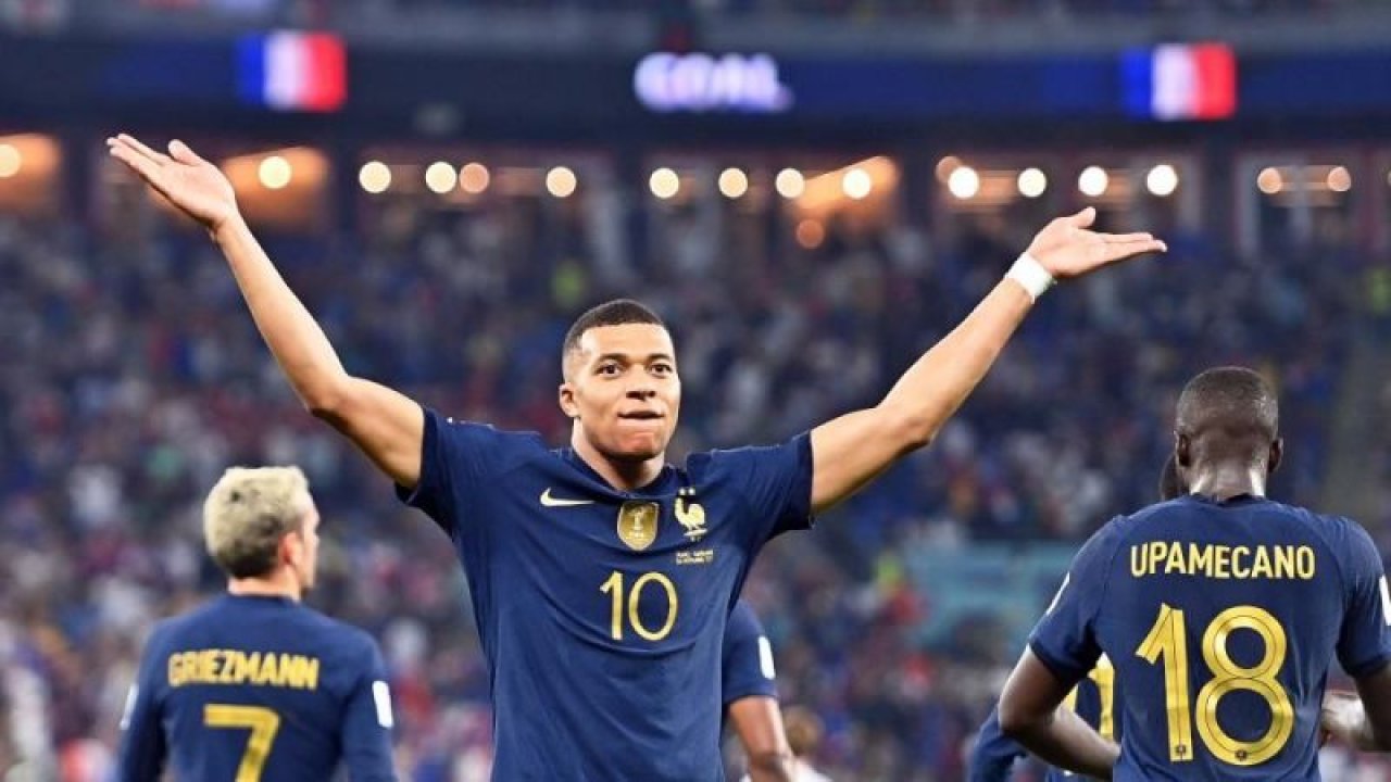 Mbappe ŞOW Katar Dünya Kupasında! Fransa 2 Danimarka 1