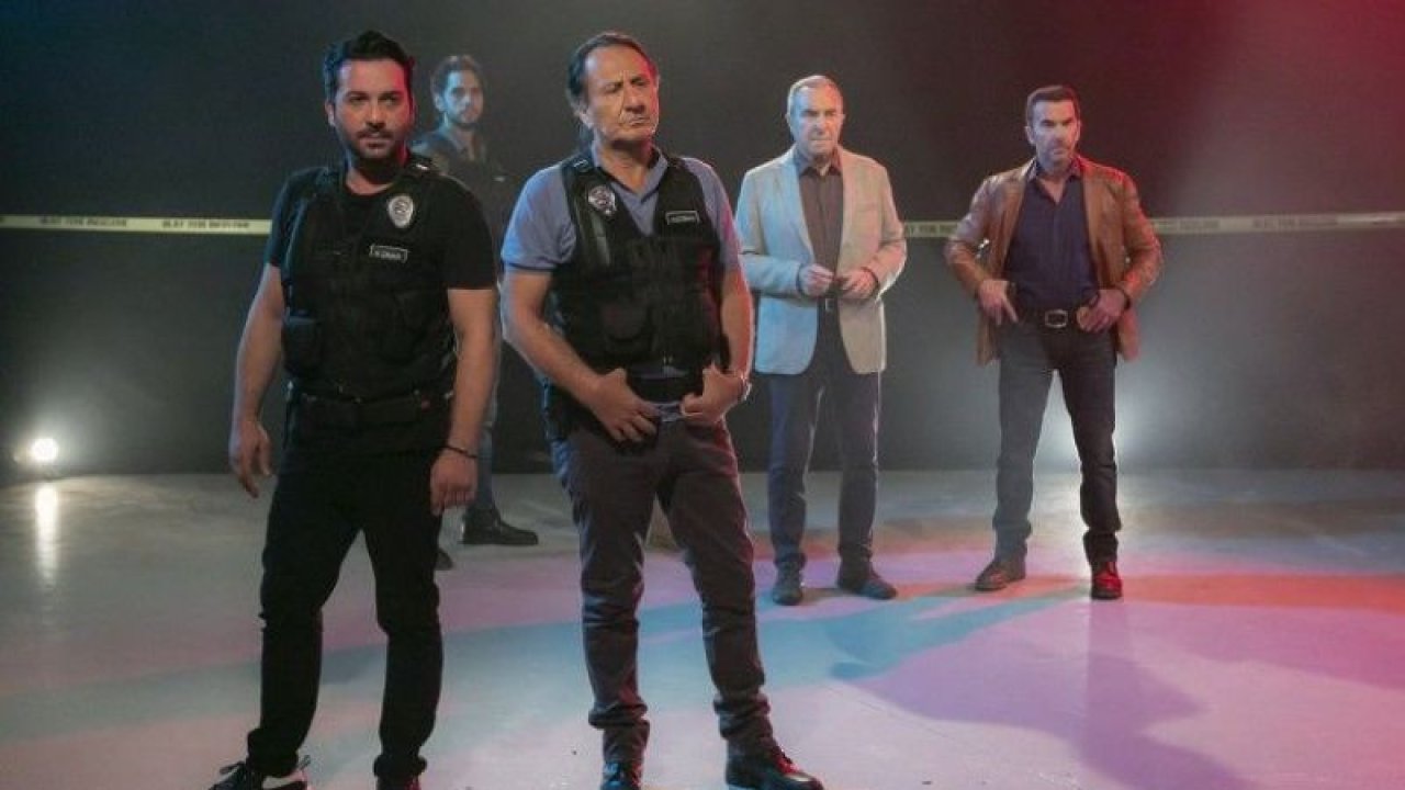 Çekimlerine Ara Vermişti! Kanal Değiştirme Kararıyla Gündeme Gelen Arka Sokaklar Dizisinde Sıcak Gelişme… Son Noktayı Dizinin Engin Komiseri İlker İnanoğlu Koydu!