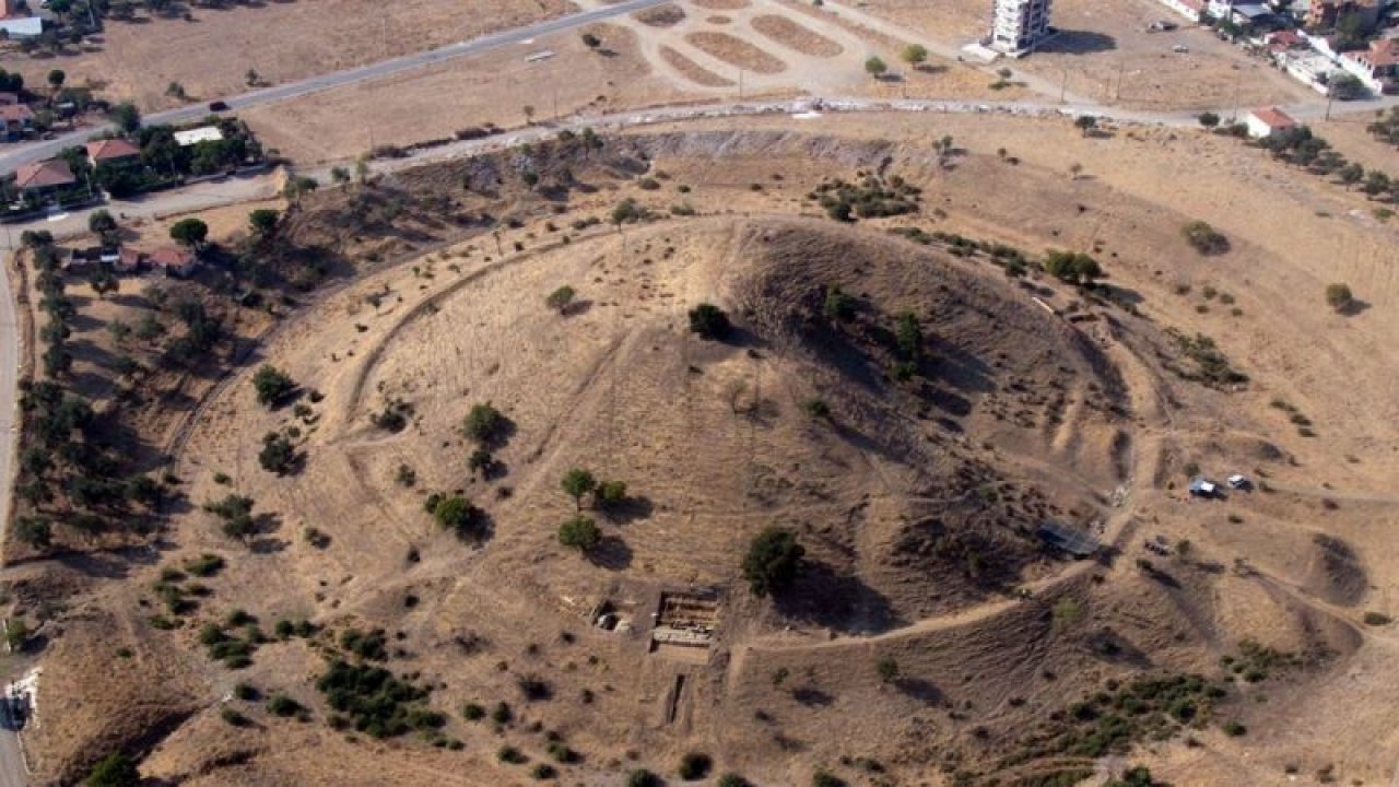 Büyük Tümülüs Hangi Uygarlığa Aittir?