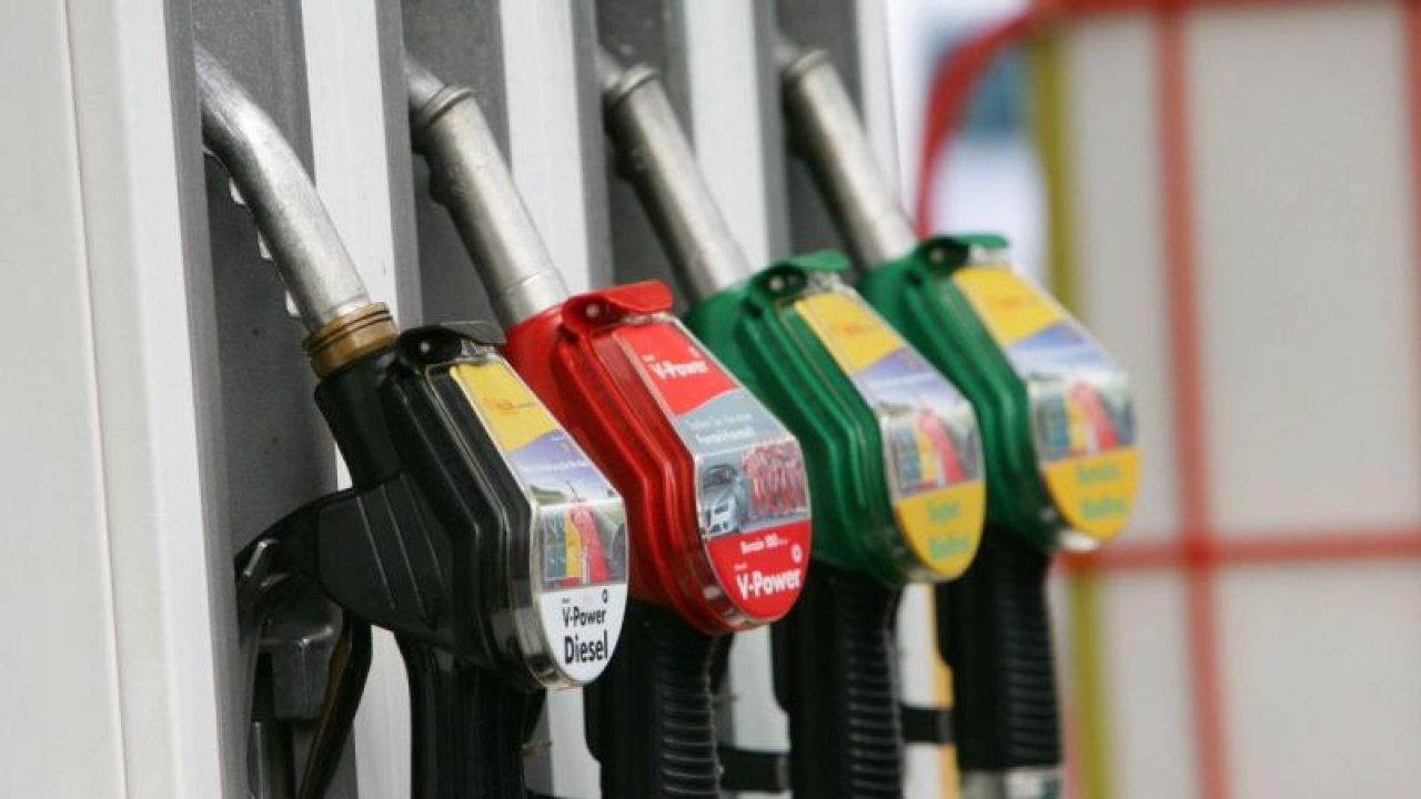 Motorin Zammı, İndirimleri Aldı Götürdü! Pompa Fiyatları Yeniden Değişti! 3 Aralık 2022 Ankara, İzmir, İstanbul, Gaziantep Güncel Akaryakıt Fiyatları