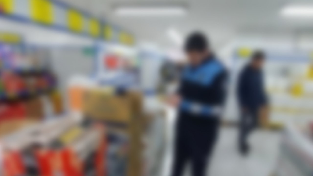 Gaziantepliler üç harfli marketlere gitmiyor! Üç harfli marketlere protesto