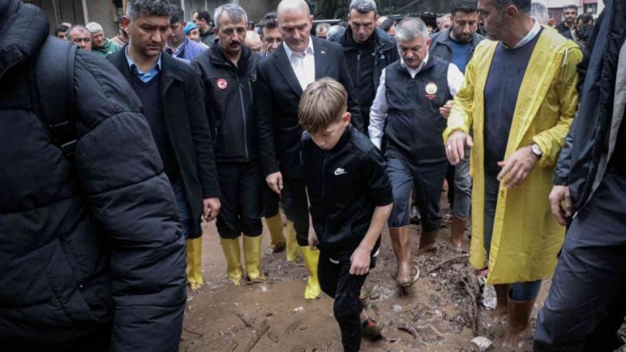 Bakan Soylu, Kumluca’da selin bilançosunu açıkladı... Bakan Soylu, “Yüksek su çekebilecek pompalar getiriyoruz”