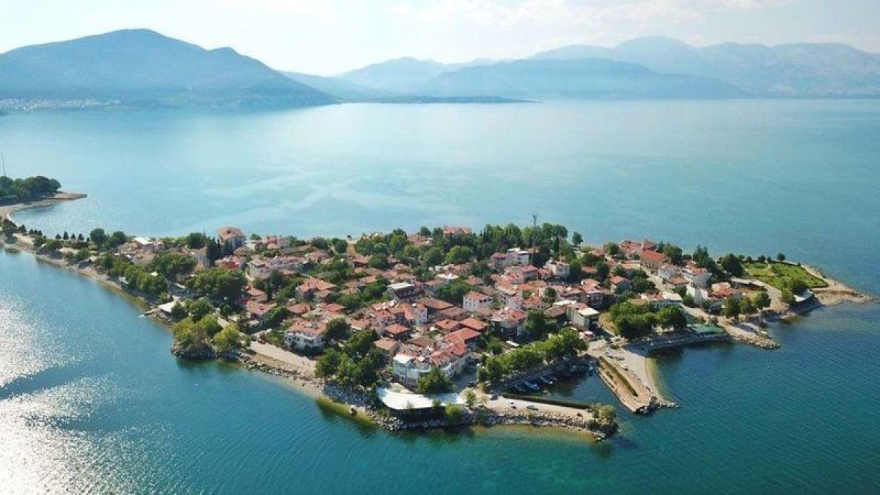Isparta Belediye Başkanı Hangi Partiden?