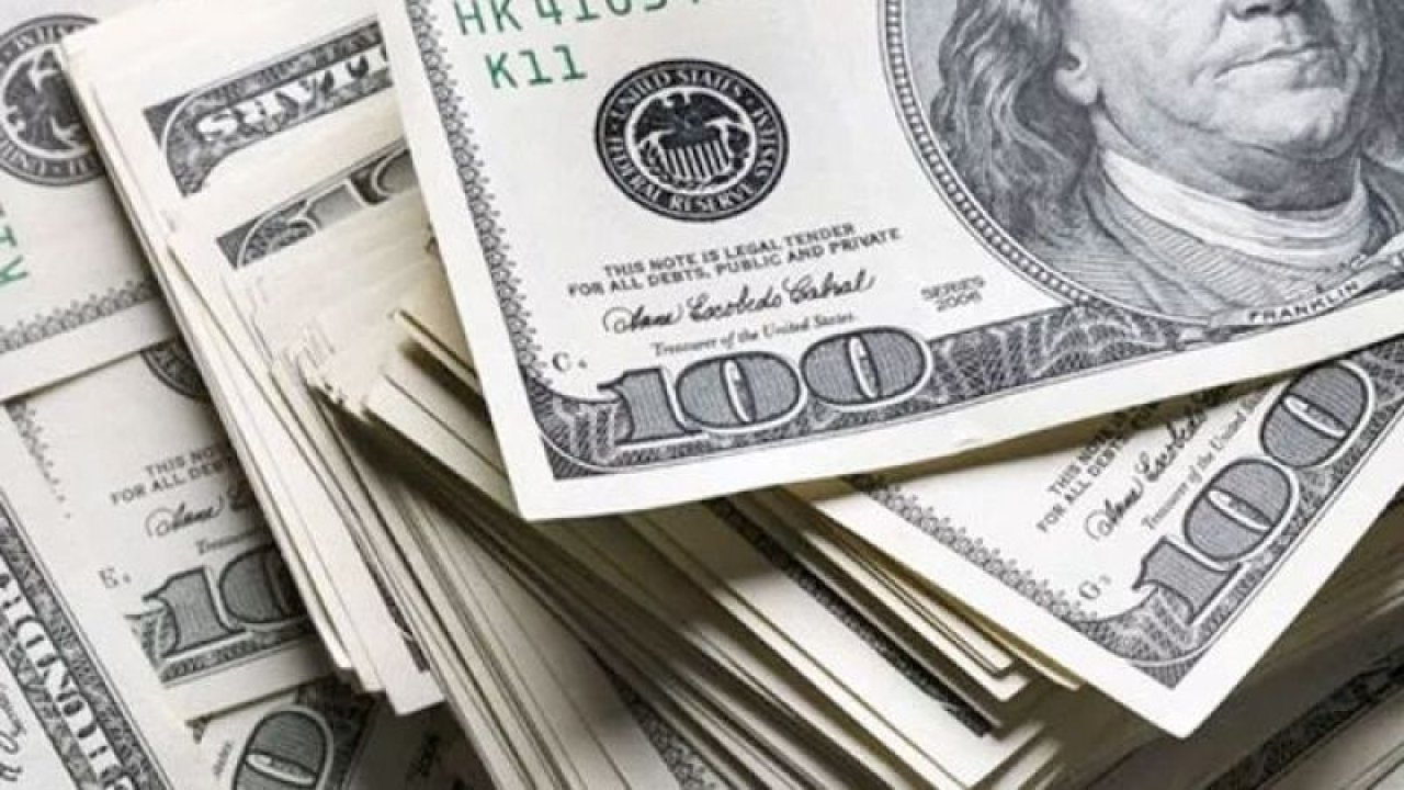 15 Aralık 2022 Perşembe Dolar ve Euro kaç TL oldu?
