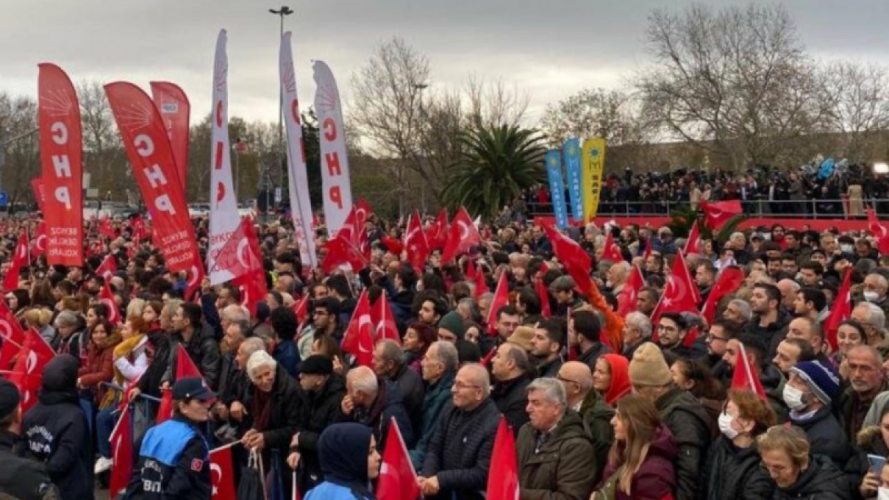 İstanbul Saraçhane’de tarihi buluşma: Altılı Masa meydana iniyor