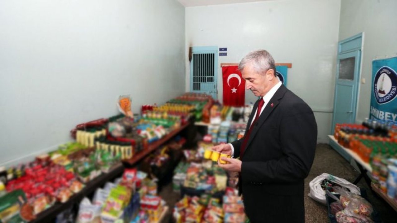 Şahinbey zabıta ekiplerinin gerçekleştirdiği denetimlerde tarihi geçmiş 3 bin 574 ürün ele geçirildi