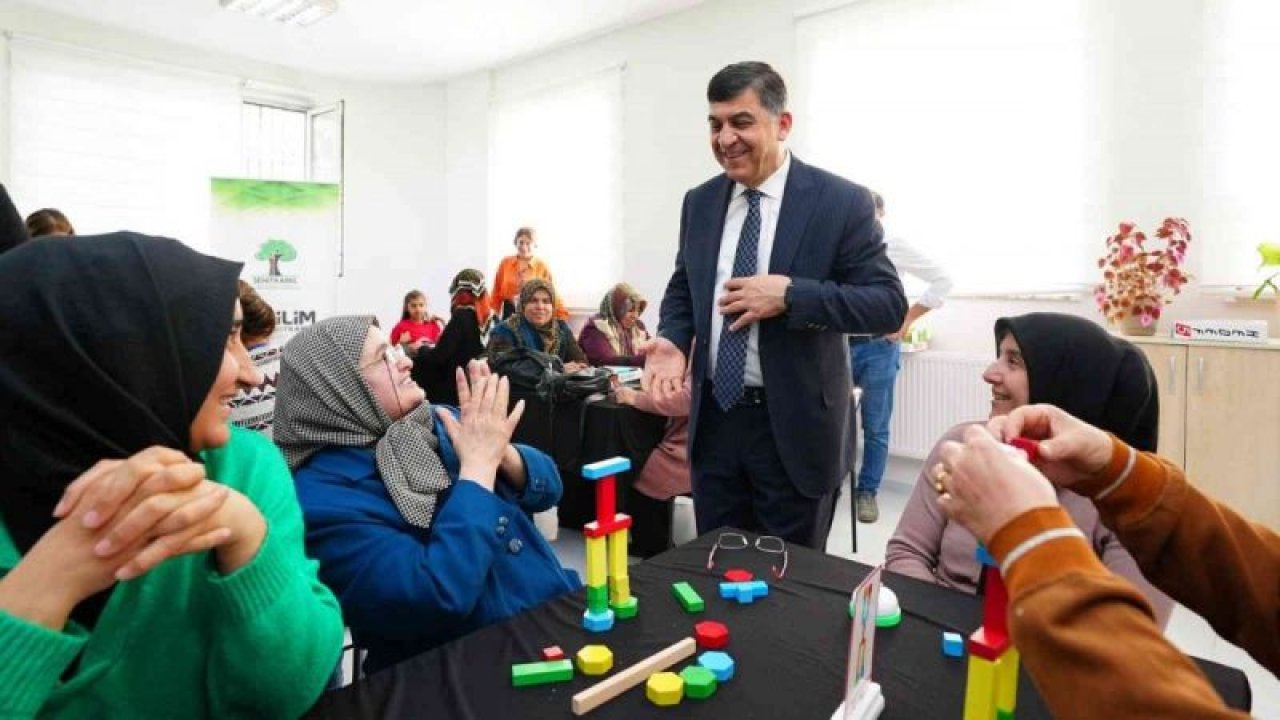 Şehitkamil'de yetim annelerine sertifikaları verildi