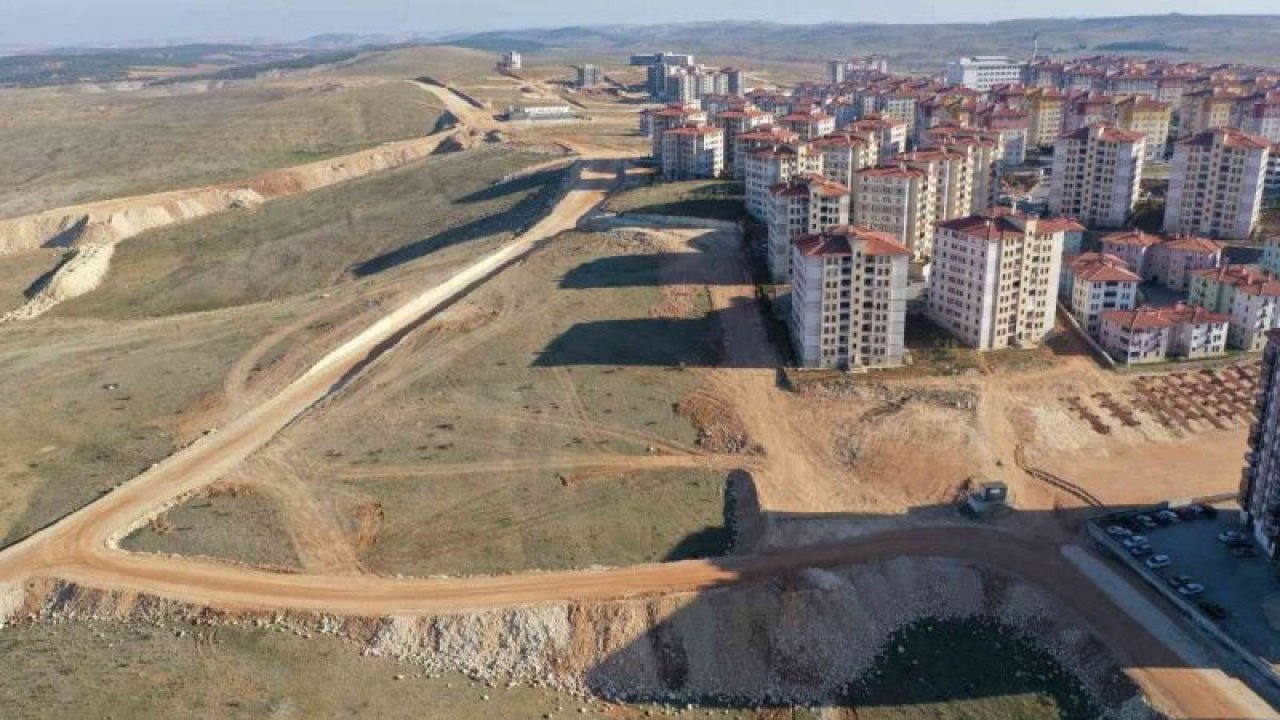 Şehitkamil’de asfalt ve alt yapı sorunları çözülüyor