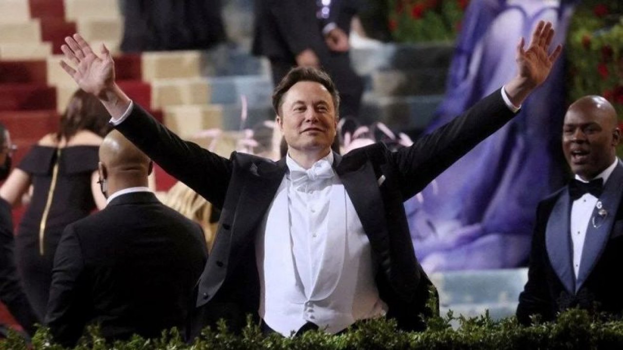 İşçiler Tuvalet Kağıdı Bulamıyor! Elon Musk Bu Sefer Tuvalet Kağıdıyla Gündeme Geldi…