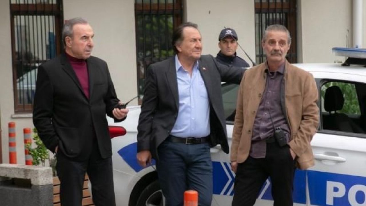 Arka Sokaklar Dizisinde Beklenmeyen Final! Arka Sokaklar Bitti Mi? Arka Sokaklar Yeni Bölüm Ne Zaman Yayınlanacak?