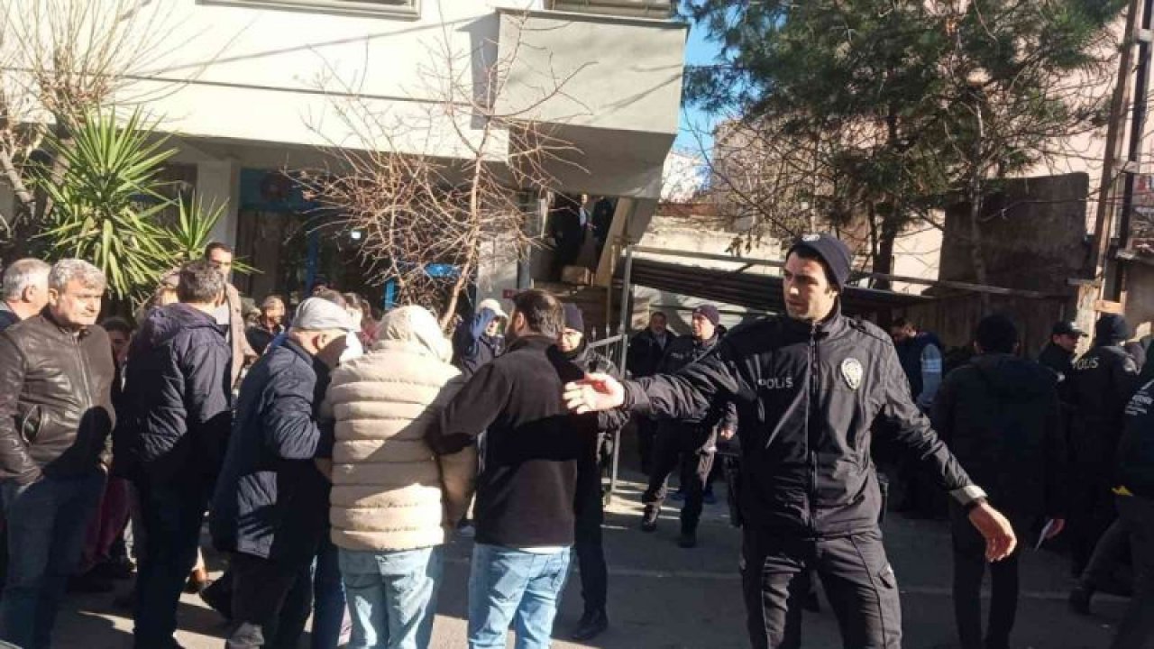 Kartal’da 2 kadının ölü bulunduğu evden uyuşturucu, fare zehri ve şizofreni ilaçları çıktı