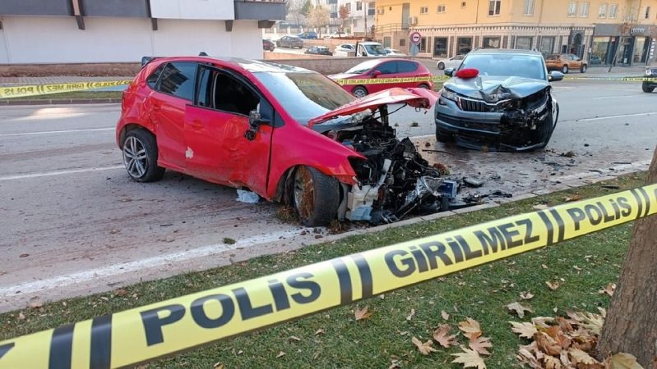 İşte Detaylar...Gaziantep'te feci kaza...Otomobil kontrolden çıkarak 3 araca çarparak durabildi! Kazada 4 kişi yaralandı