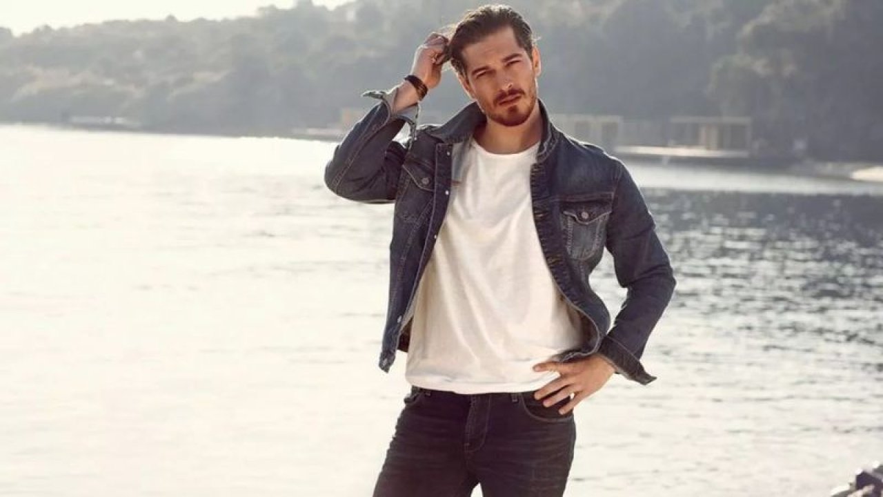 5 yıllık ilişkisi biten Çağatay Ulusoy gecelere aktı! O isimle sarmaş dolaş eğlendi! Paylaşımlar gırla: “Ne çabuk unuttun?”