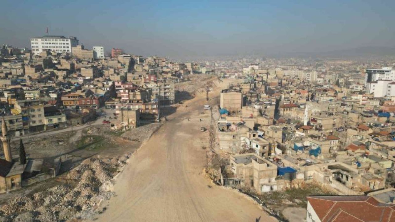 Şahinbey'de yeni bulvar için 243 bina yıkıldı