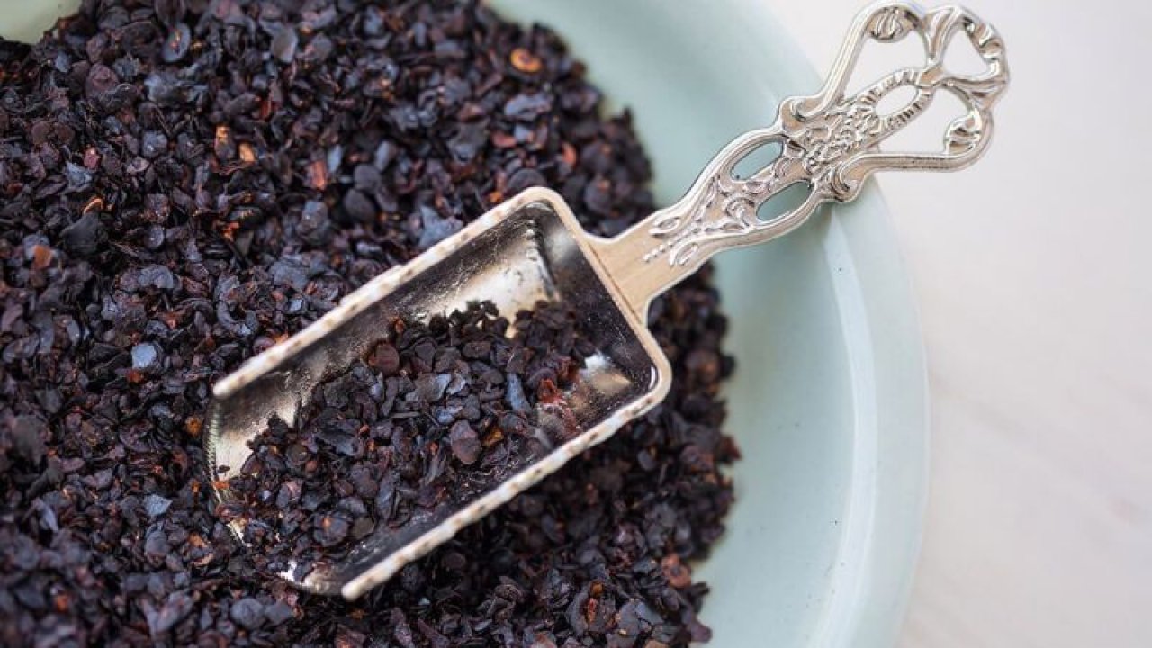 Gazianteplilerin Ve Urfalıların sofrasından eksik olmayan o baharat tam bir şifa deposu çıktı! Elinizi korkak alıştırmayın, bol bol yiyin!