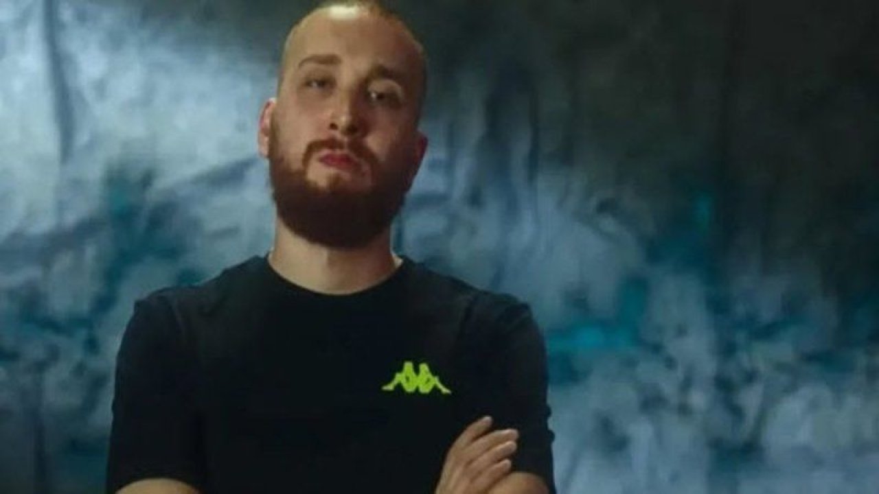 Survivor’ın yeni gönüllüler takımındaki yerini aldı! Aziz Ozan Dilber’ın mesleği herkesi şaşırttı! Survivor Aziz Ozan Dilber kimdir? İşte detaylar…