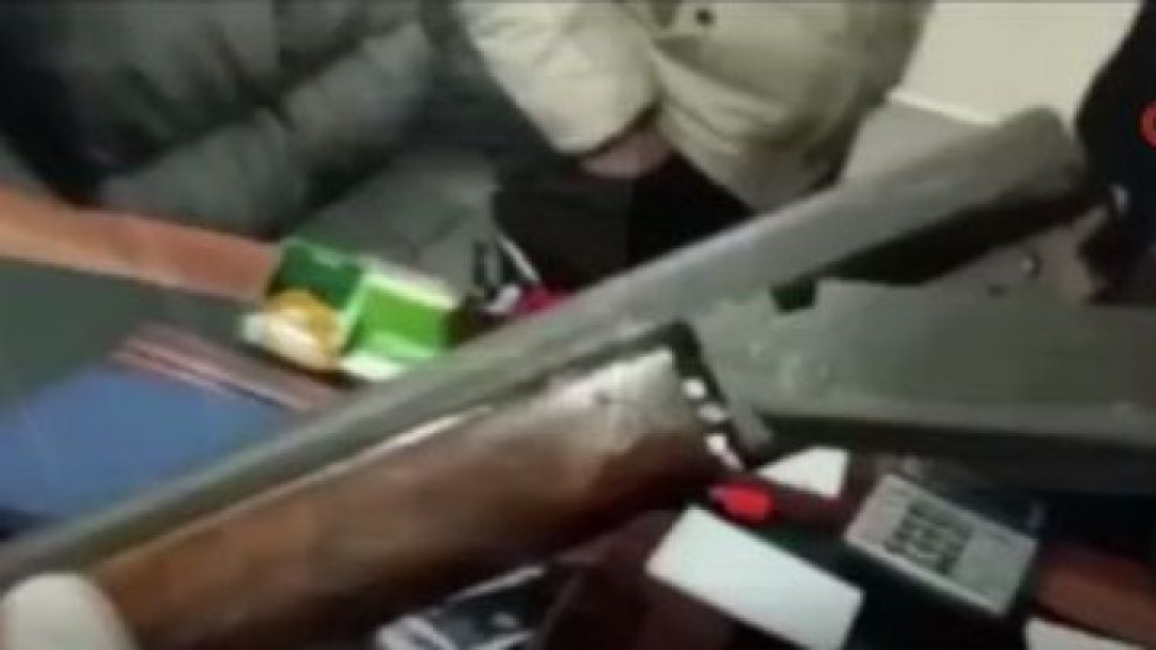 Gaziantep'te Tefecilik Operasyonu! Çok Sayıda Tapu, Çekler, Senetler ve Araç Devir Sözleşmeleri Ele Geçirildi! İşte O Anlar