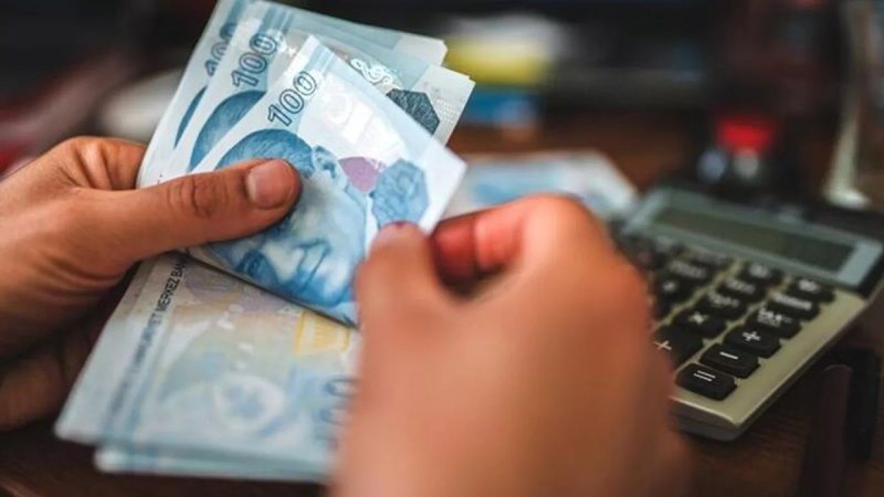 Memur ve emekli zammı Resmi Gazete’de yayımlandı, zam oranı kesinleşti! Hemen arkasından 14 günlük maaş farkları ödemeleri için tarih geldi!