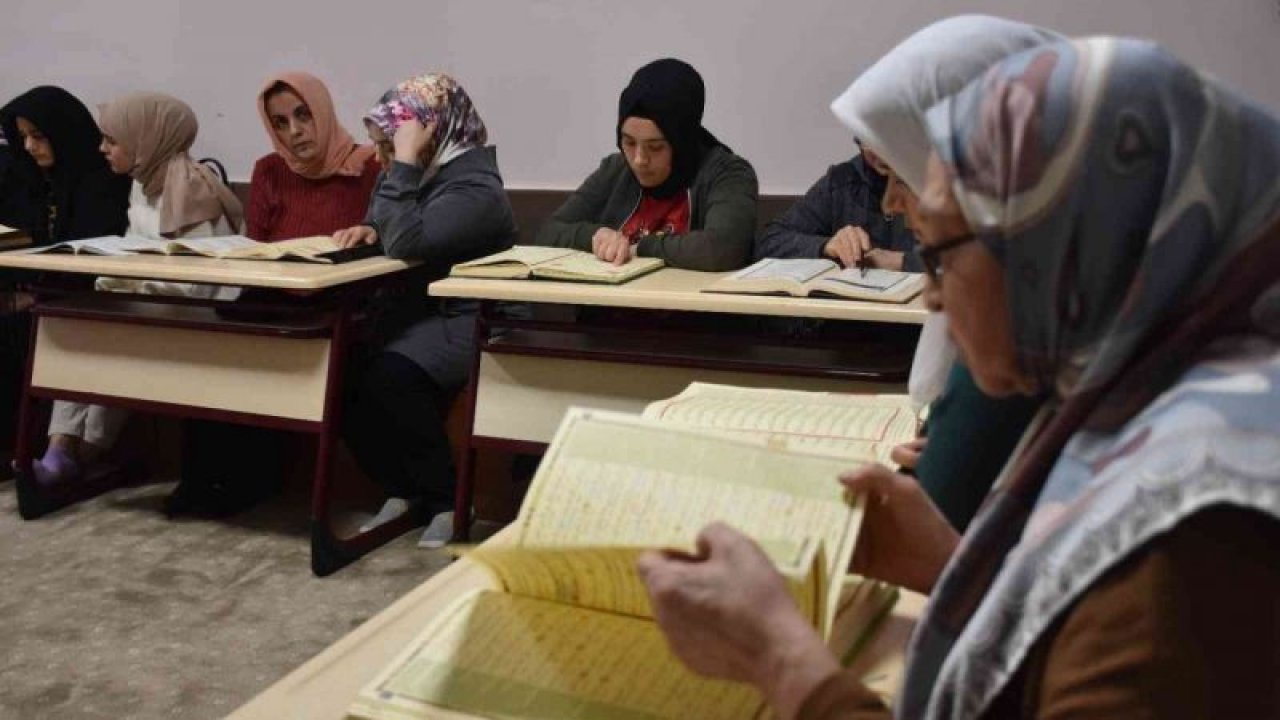 Şahinbey tesislerinde Kur’an-ı Kerim öğreniyorlar