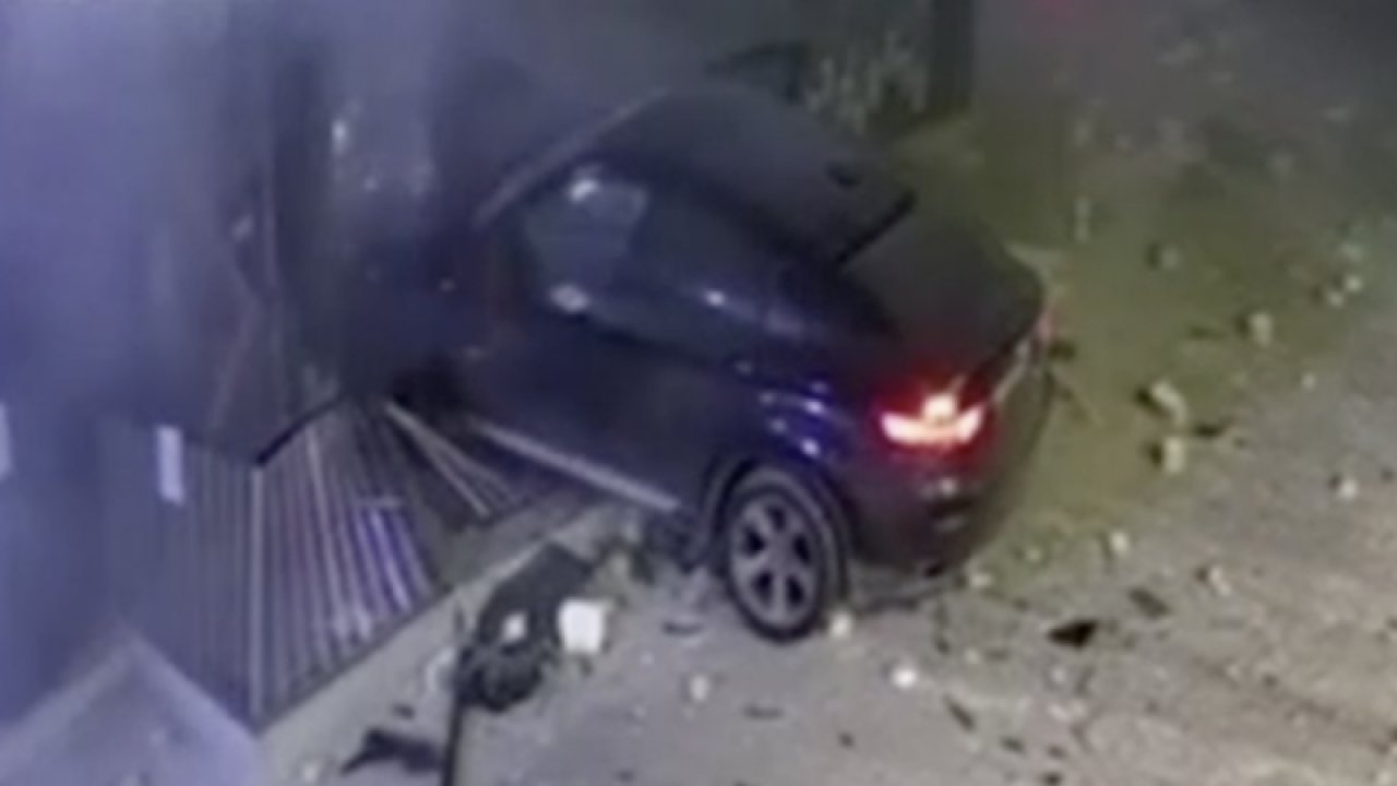 Restorana dalan sürücü Pelin Kaya’yı önce ezdi, sonra da taş attı