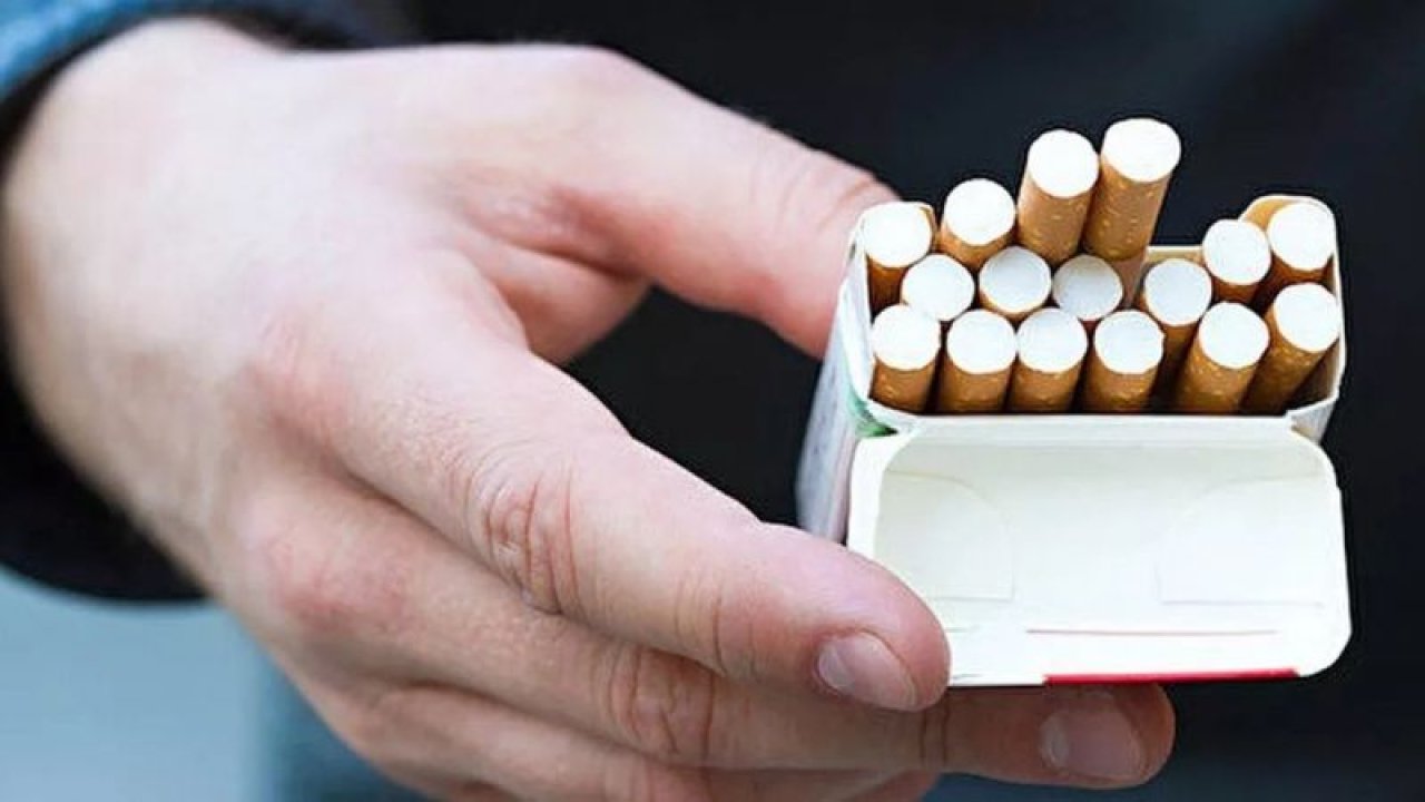 Sigara fiyatları bir kez daha değişti! İşte 21 Ocak 2023 güncel sigara fiyatları… Sigara içicilerine önce kötü, sonra iyi haber geldi!
