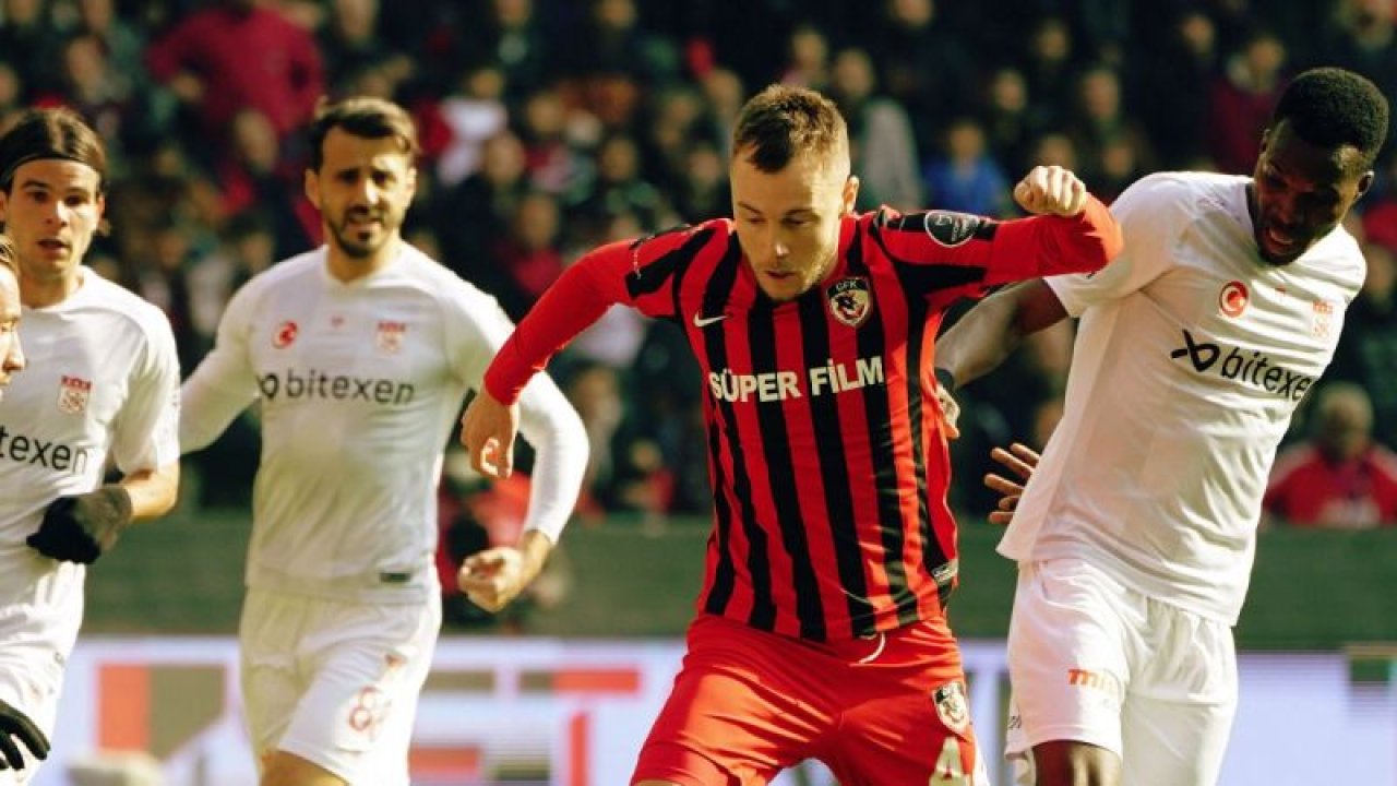 Gaziantep FK 19 puanla 13. sırada