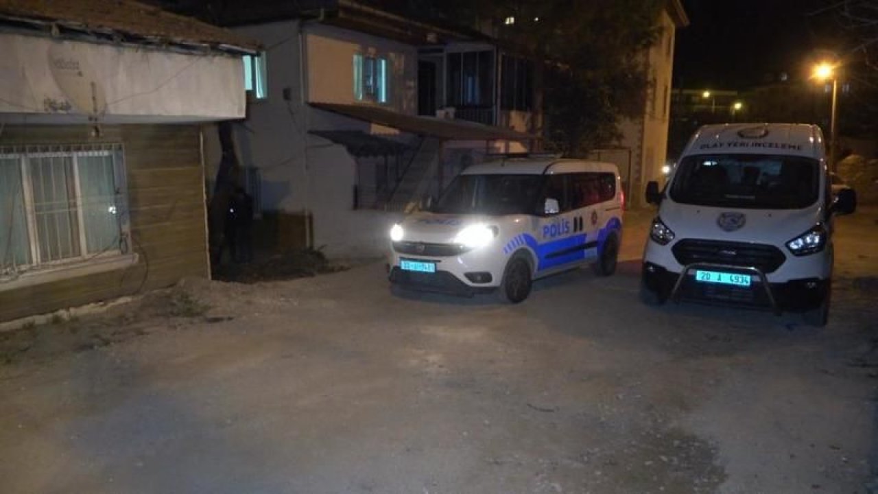 1 yıl 9 aylık olan Murat Aslan Kılıç Evde yüzünde darp, vücudunda izmarit izleriyle ÖLDÜRÜLMÜŞ halde bulundu....