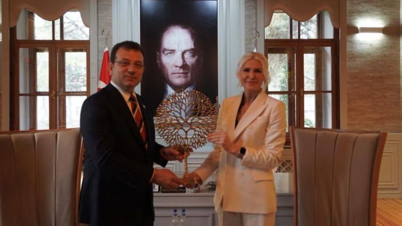 Tüm Türkiye Bilecik Belediyesi Başkan Vekili Melek Mızrak Subaşı’nı konuştu! Capsler sosyal medyada aldı başını gitti! Meğer…