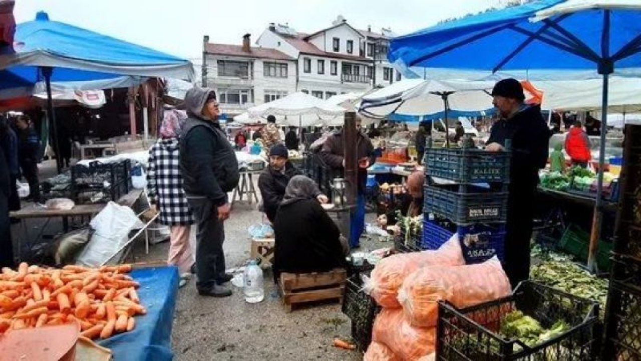 Pazarcı EYT'den Emekli Oldu! Ürünlerin Fiyatını Yarı Yarıya Düşürdü! EYT Sonrası Kuyruk Uzadı...