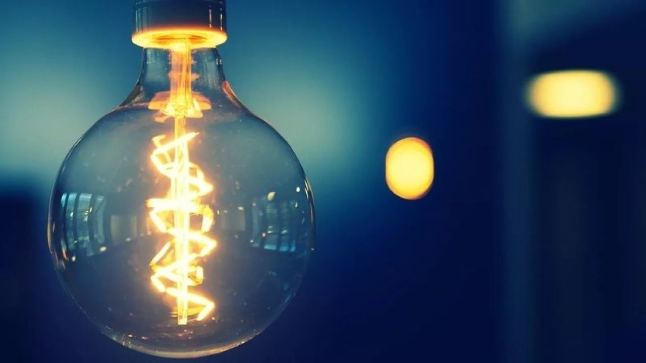Ay sonunda en az 100 TL tasarruf edeceksiniz! Elektrik tüketiminizi bu yöntemlere göre düzenleyin! İşte elektrik faturası tasarruf yöntemleri