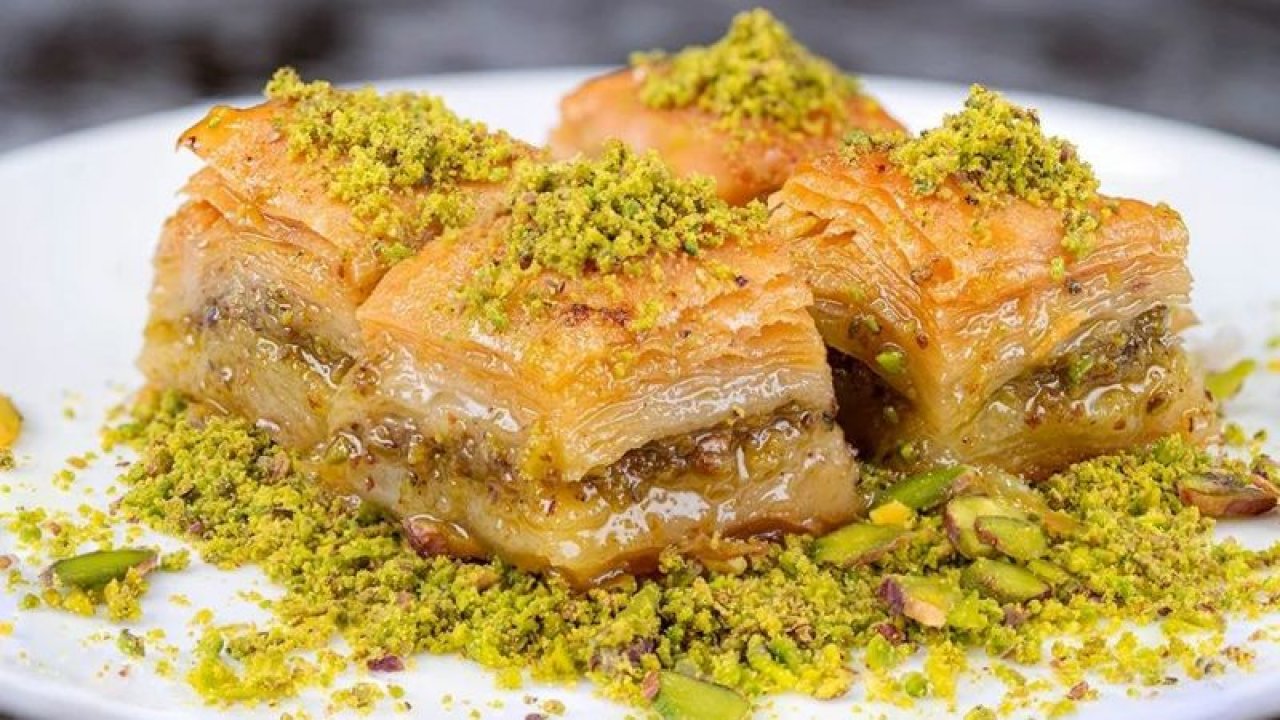 Gaziantep'te Baklavacılar ZAM YAĞDIRDI!  Antep Fıstıkları Stoklanmaya Başlandı!