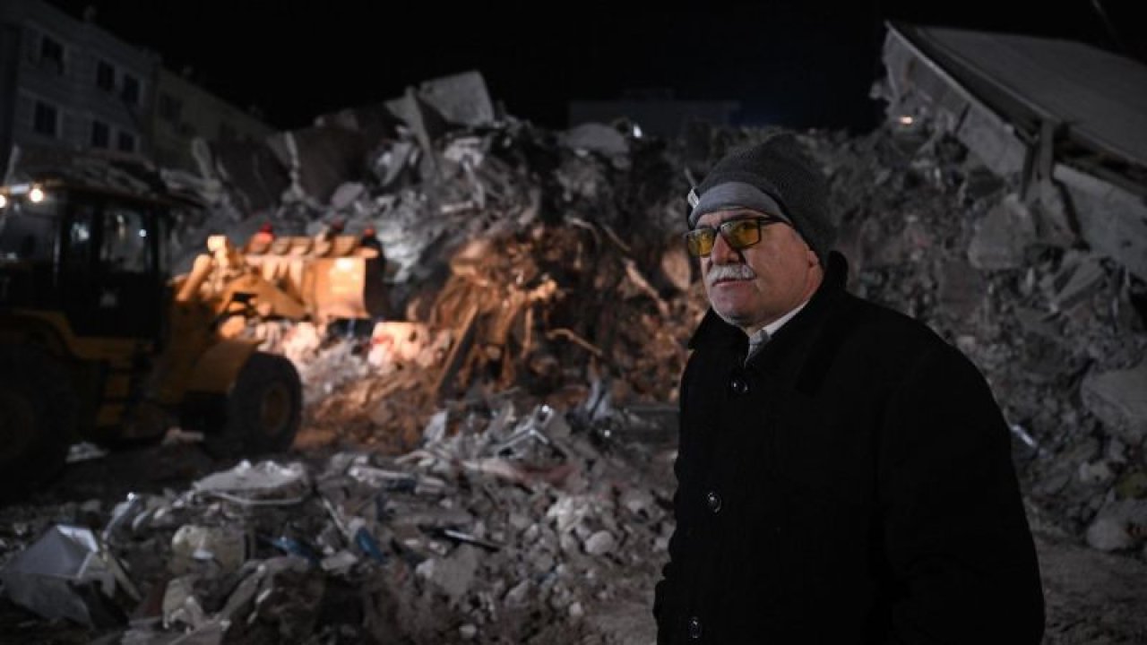 KKTC'den Adıyaman'a gelen lise düzeyindeki 35 öğrencinin konakladığı Adıyaman'daki otel enkazında çalışmalar sürüyor