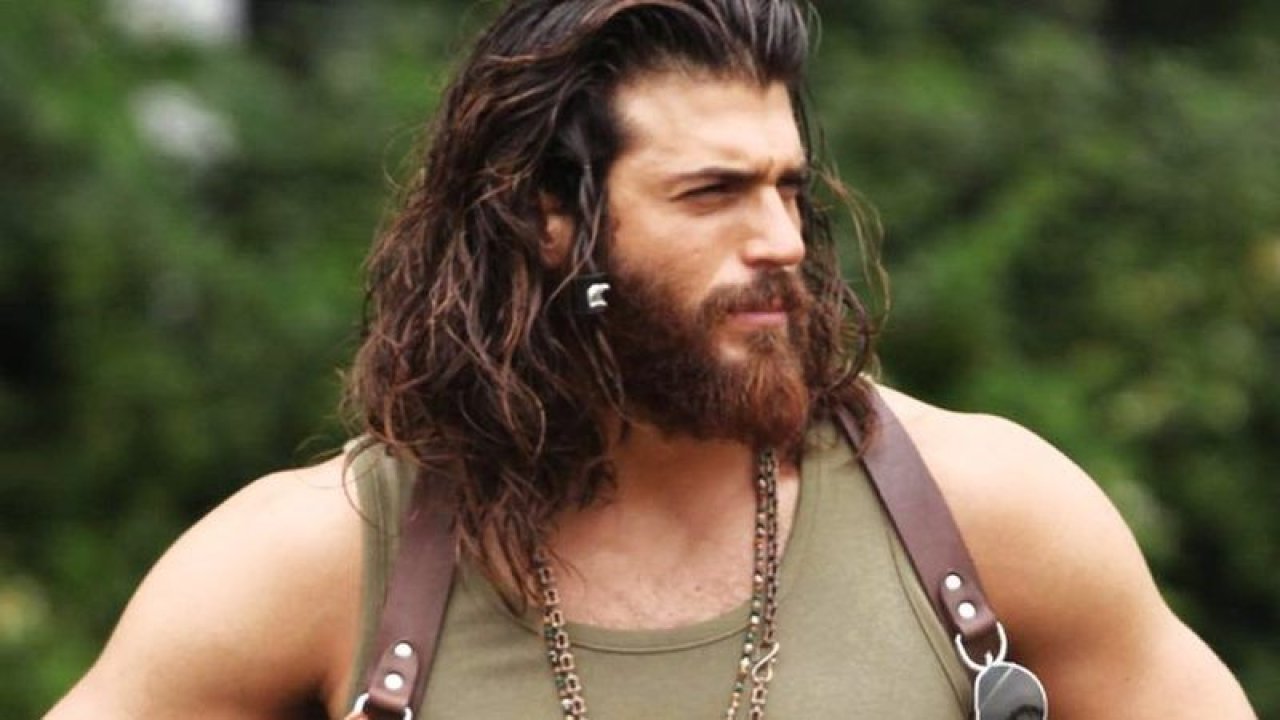 İtalya’da yardım kampanyaları yapıyordu; Can Yaman, deprem bölgesi için harekete geçti! Bir takipçisine verdiği yanıt ise, herkesi şaşırttı!