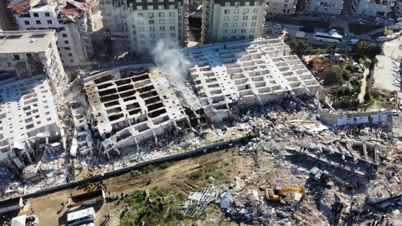 Yeni ev arayan herkesi ilgilendiriyor: İnsanlar evlerini ücretsiz depremzedelere kiralamaya başladı! İlanlar, sarı siteyi komple sardı!