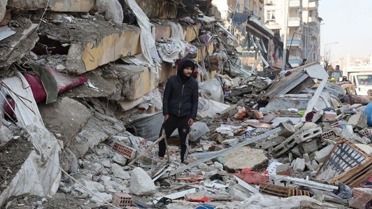 50 Binden Çok Binanın Acil Olarak Yıkılması Gerekli! Enkaz Kaldırmanın Maliyeti İse 12 Milyar Lira!