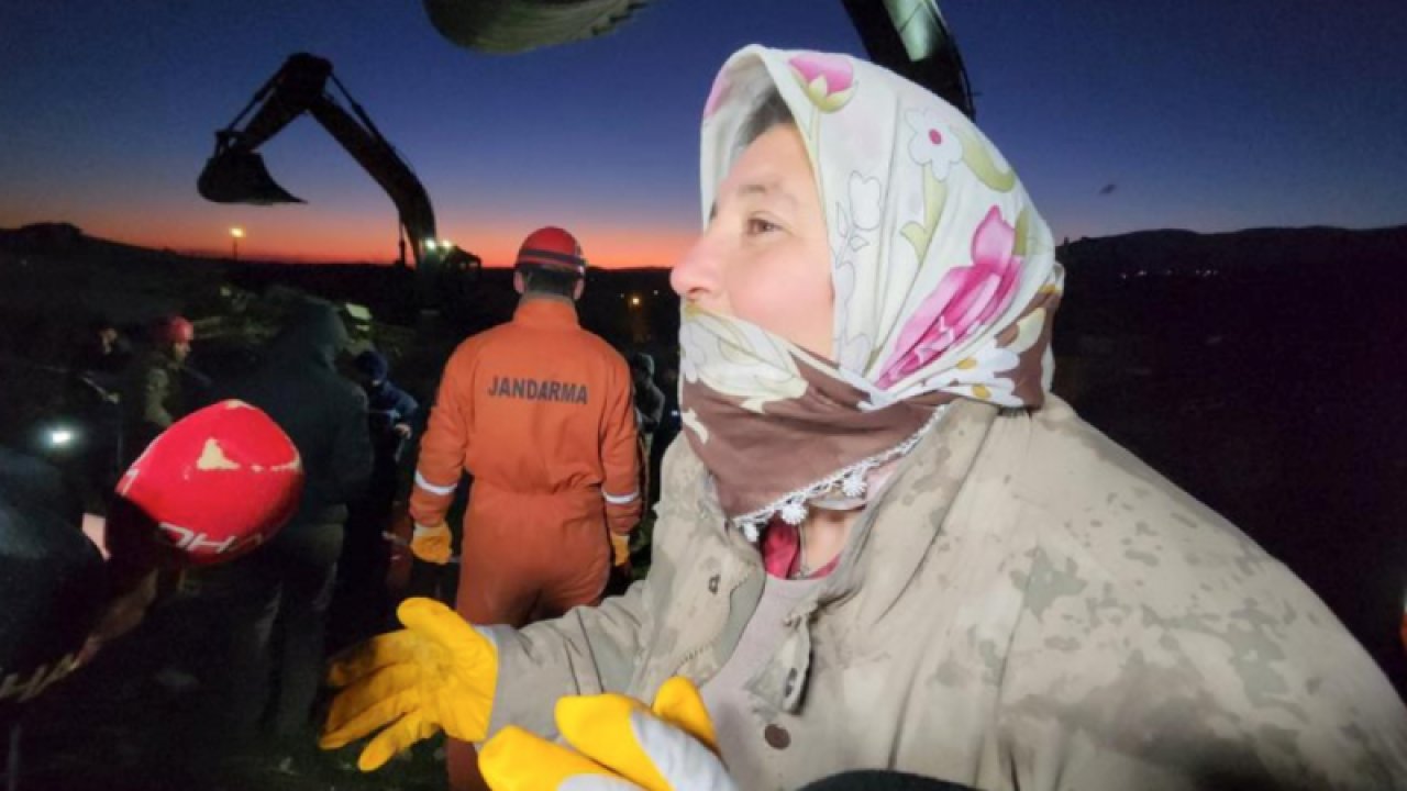 Günlerce enkaz altına sürünerek girip beslediği ‘Bircan’ isimli ineğine 11 gün sonra kavuştu