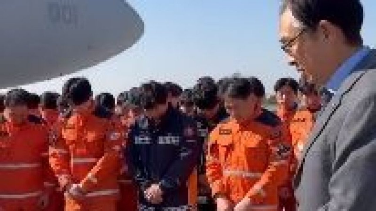 Nurdağı Asrın FELAKETİNDE YIKILDI! Güney Kore afet ekibi'nden duygusal ''PAYLAŞIM'... VİDEO HABER