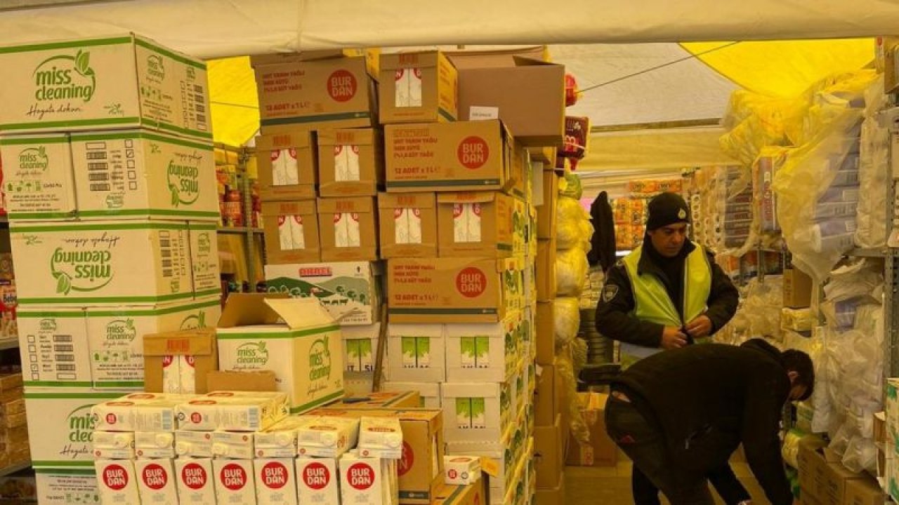 Gaziantep'te depremzedeler için sosyal marketler kuruldu
