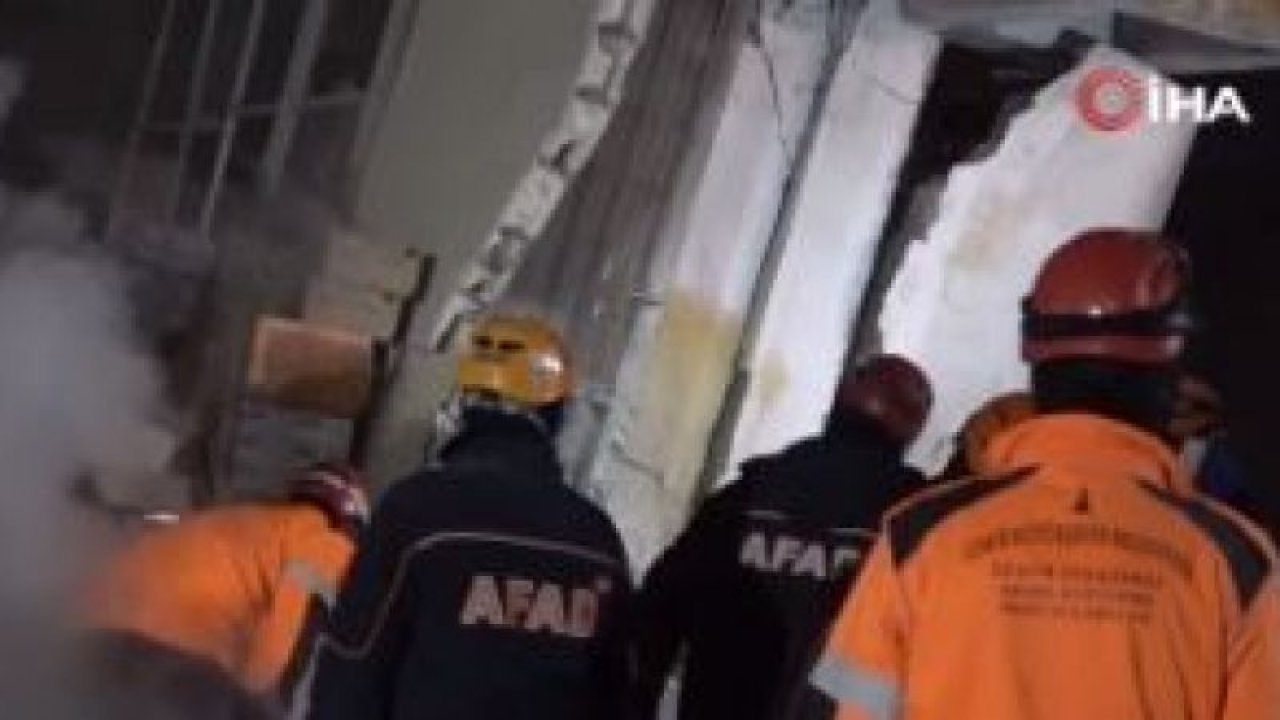 Hatay Haraparası Mahallesi’nde yıkılan binada arama kurtarma çalışması yürütülüyor   VİDEO HABER