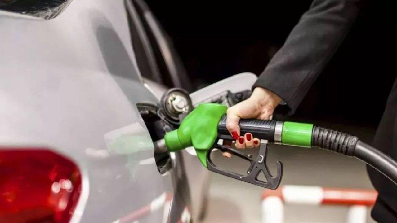 Akaryakıt fiyatlarına indirimler peş peşe geldi; pompada fiyatlar bir kez daha değişti! İşte 24 Şubat 2023 Gaziantep güncel akaryakıt fiyatları
