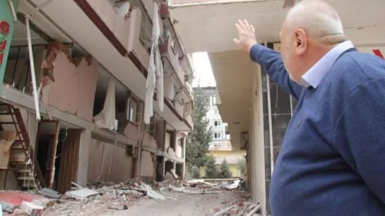 Gaziantep İslahiye’de Yürek Burkan Olay! 60 Kişiyi Enkazdan Kurtardı, Kendi Canını Betonun Altında Bıraktı!