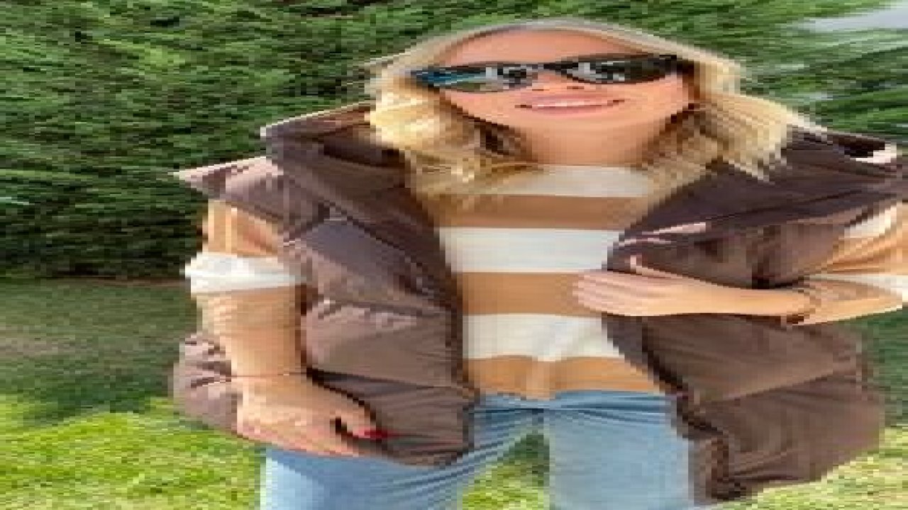 Mevsimlik Kadın Yelek Modelleri