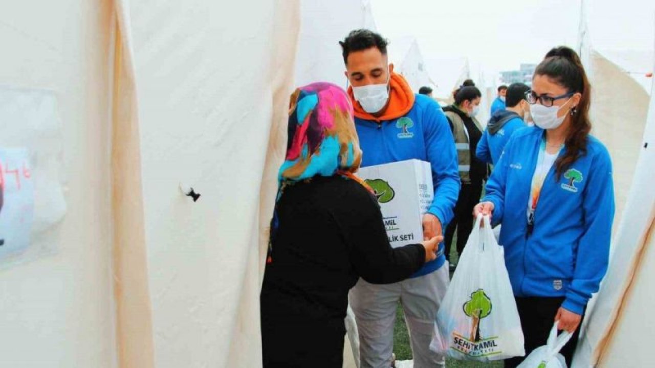 Gaziantep’in Şehitkamil Belediyesi’nden afetzedelere tam destek