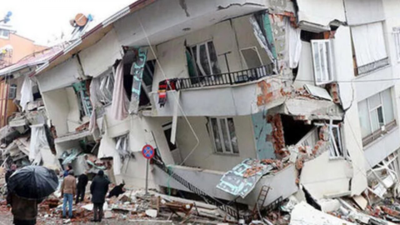 Ev ve iş yerleri hasarlı depremzedelerin elektrik borçları silinecek