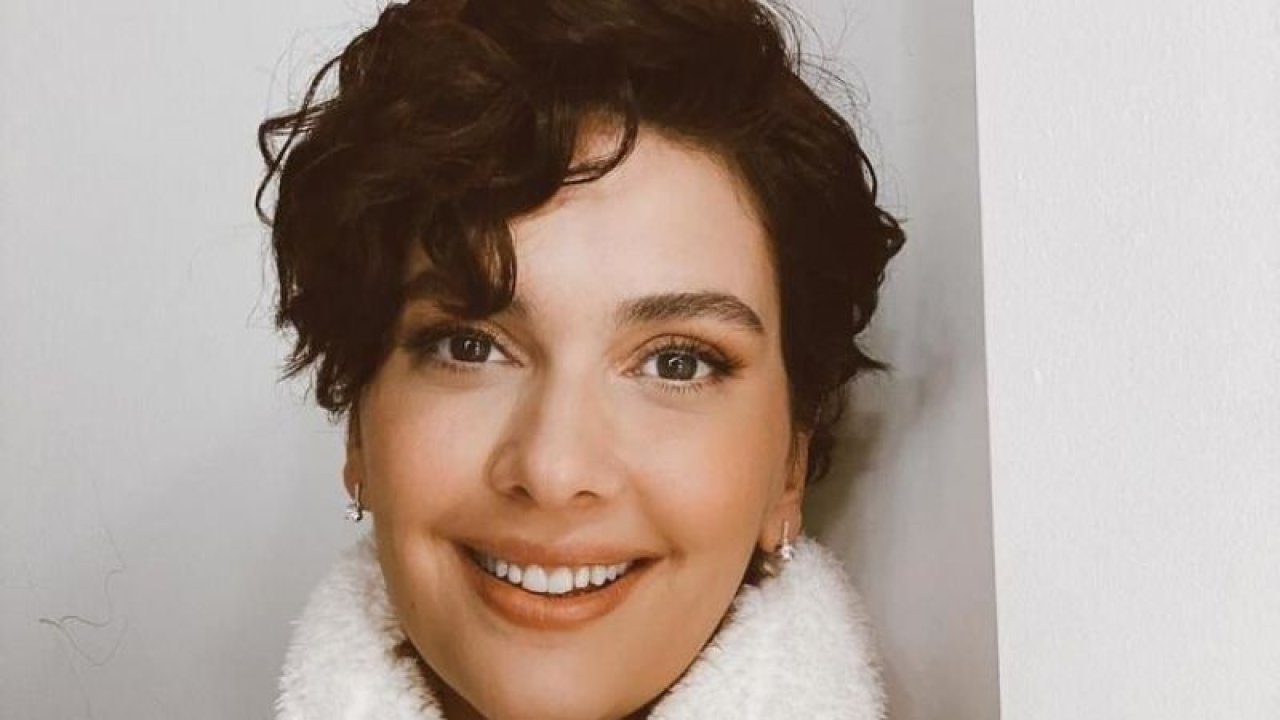 Yardım Kolisinden Çıkanı Gören Ünlü İsim Çok Öfkelendi! Bergüzar Korel Deliye Döndü!