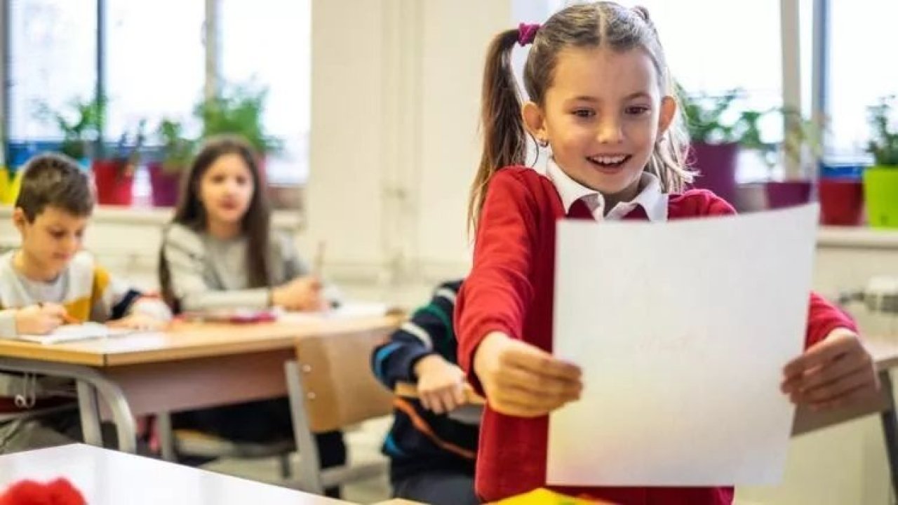 Milli Eğitim Bakanı Açıkladı! Okulların Ara Tatil Durumu Belli Oldu!