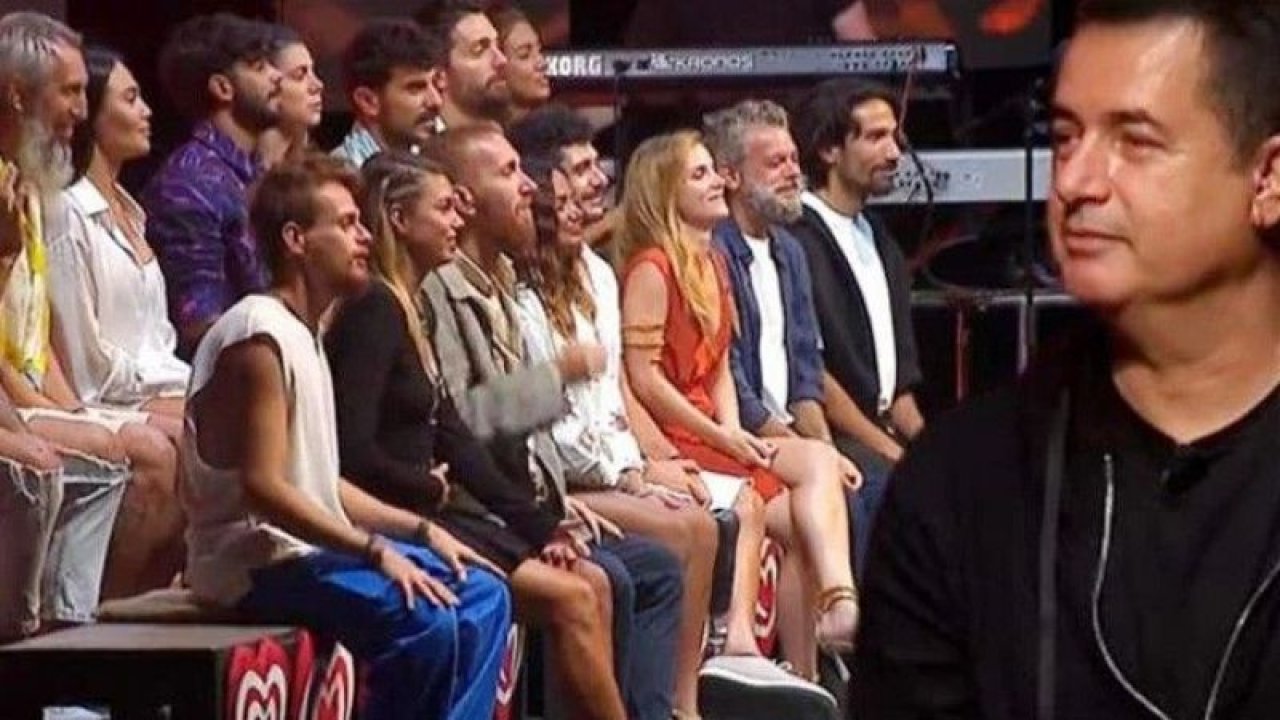 Birleşme partisindeki gece eğlencesi sosyal medyayı ayağa kaldırdı! Survivor'da o gece neler yaşandı?