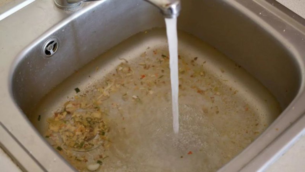 Tesisat işlerine çuvalla para vermeyin! Sır çözüldü bir devir kapandı! Tıkalı lavabonun açılması için…